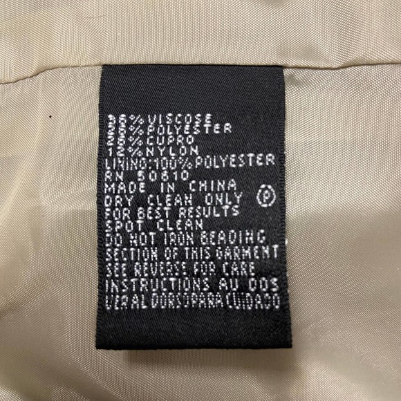 Kasper Top Petite Size 6P Side Zip Embroidery Beaded Sleeveless - Picture 7 of 10